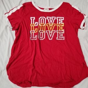 Desiree Women's Size 1X Red love shirt #CD3